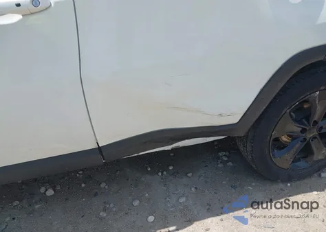 2021 Jeep Compass Altitude 4X4 z USA, uszkodzony, nr VIN 3C4NJDBB7MT593308